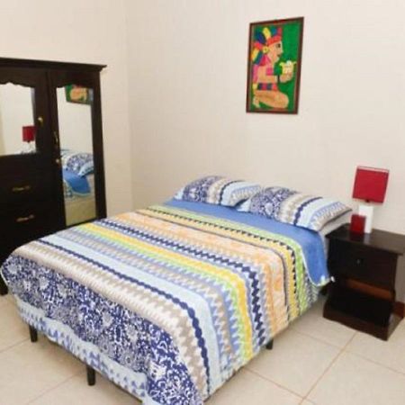 Hotel Casa De Angeles 마나과 외부 사진